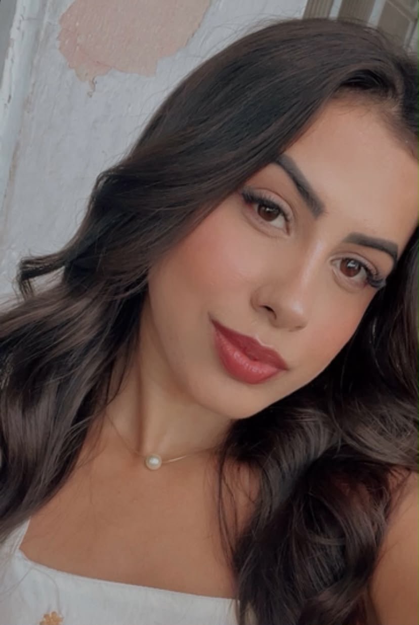 Resultado de extensão de cílios em retrato de cliente